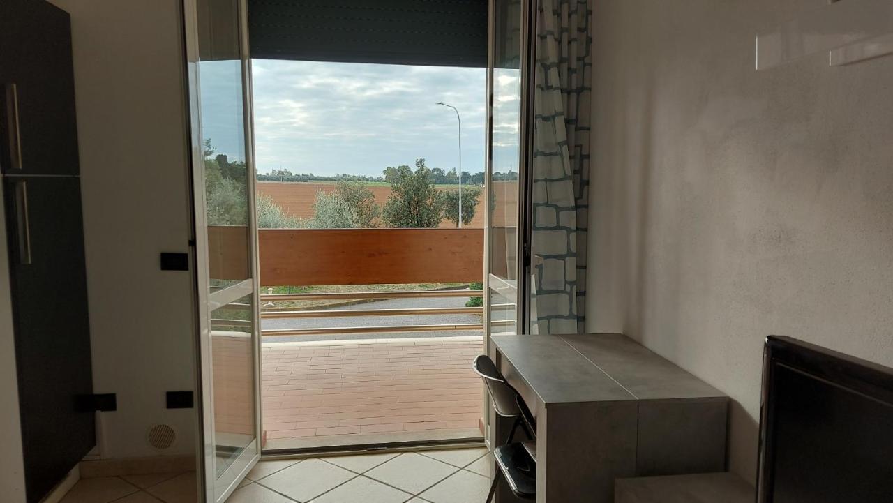 Appartamento Santa Costanza Con Piscina San Vincenzo Bagian luar foto